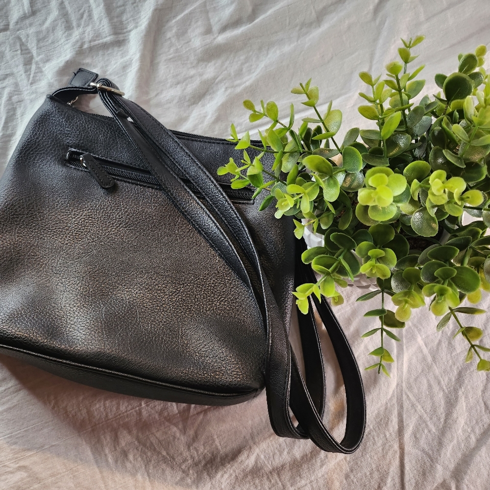 ROOTS 73 Leather Handbag